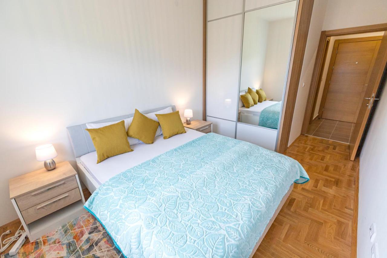 Piskalina Apartment Tivat Exterior photo
